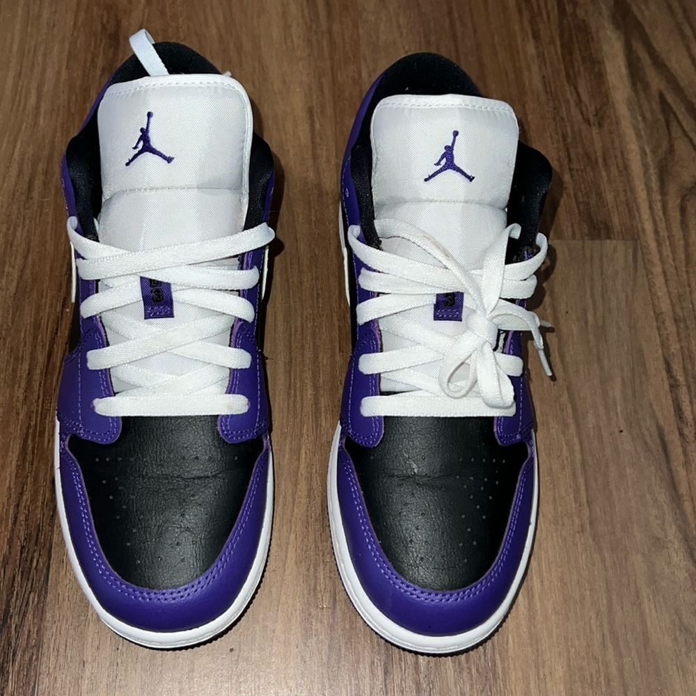 Nike Jordan Low Court Purple